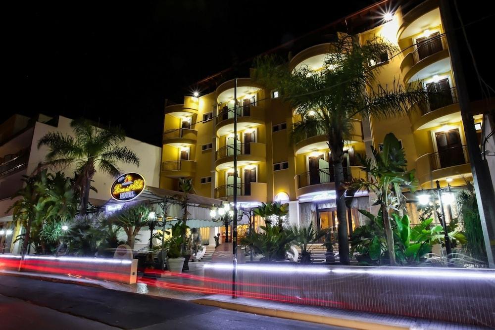 Hotel Riva Del Sole Porto Cesareo Kültér fotó